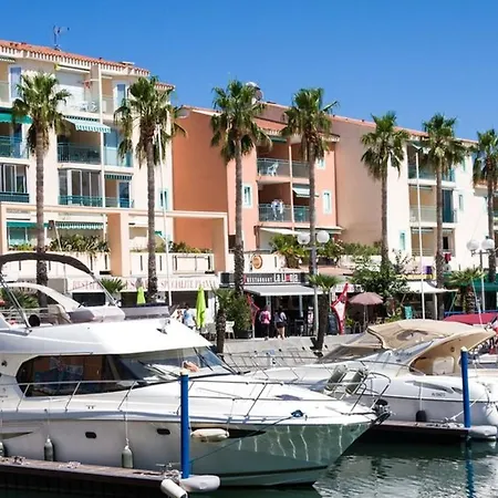 T2 Climatisé à Argelès-sur-mer Avec Terrasse, Jardin Et Parking - Fr-1-732-49 *