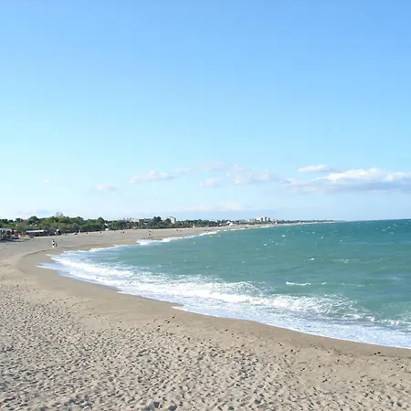 Appartement T2 Climatisé à Argelès-sur-mer Avec Terrasse, Jardin Et Parking - Fr-1-732-49