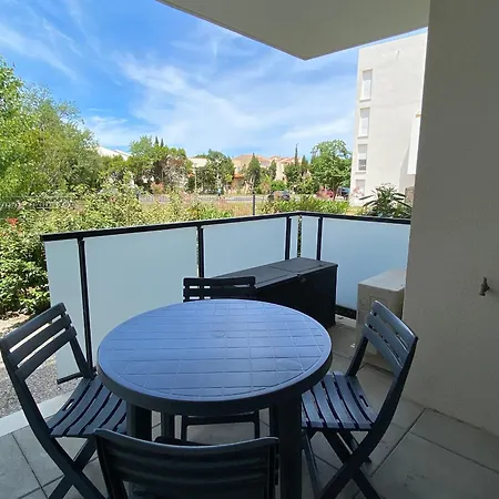 T2 Climatisé à Argelès-sur-mer Avec Terrasse, Jardin Et Parking - Fr-1-732-49