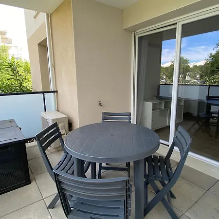 T2 Climatisé à Argelès-sur-mer Avec Terrasse, Jardin Et Parking - Fr-1-732-49 *