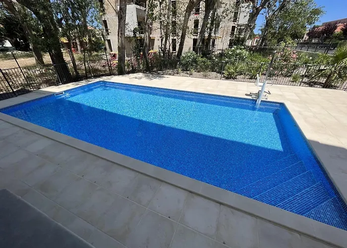T2 Climatise A Avec Terrasse, Jardin Et Parking - Fr-1-732-49 * Argelès-sur-Mer