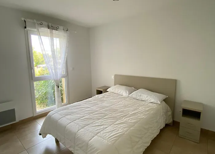 T2 Climatise A Avec Terrasse, Jardin Et Parking - Fr-1-732-49 * Argelès-sur-Mer